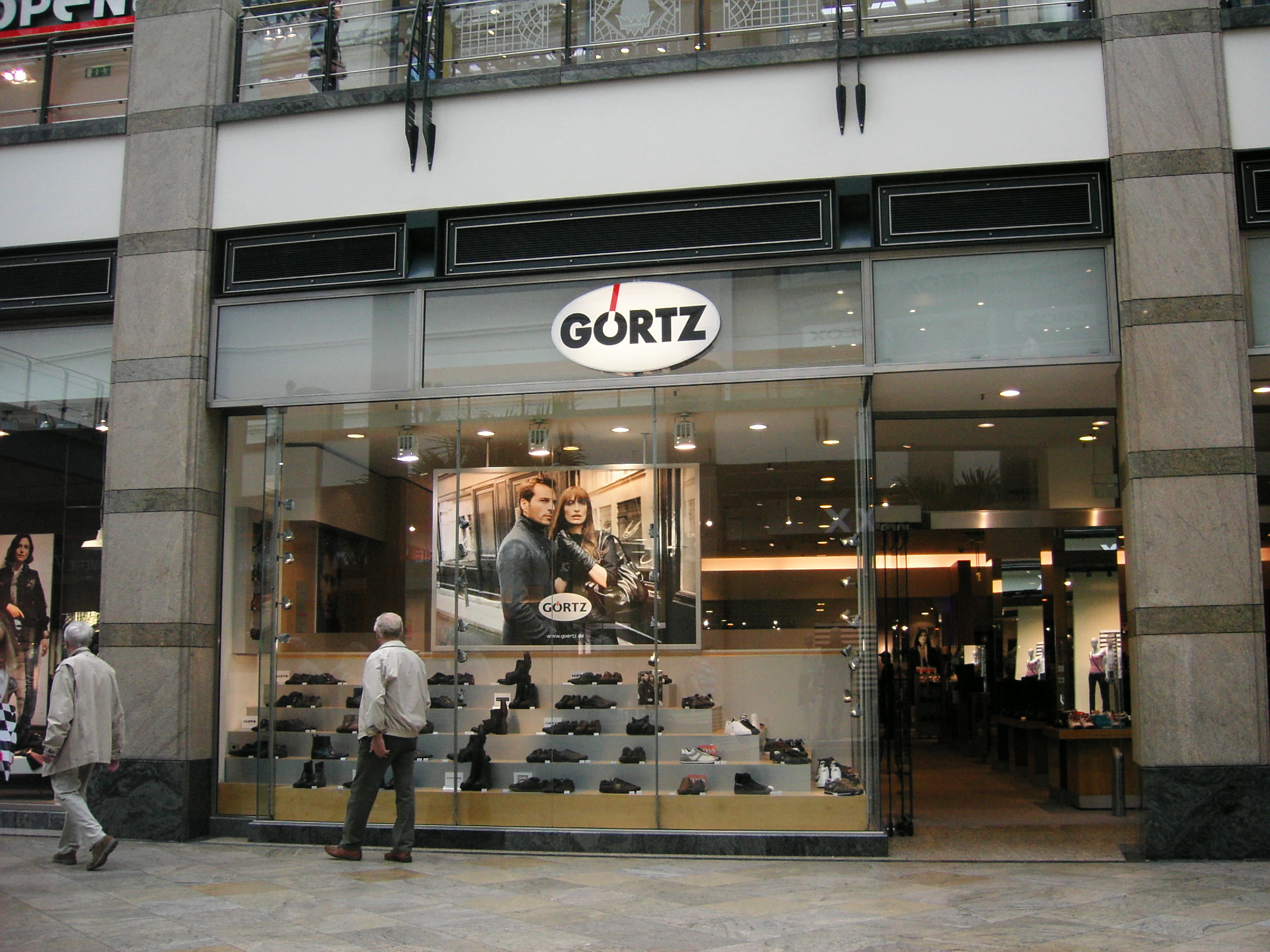 Pictures of retailers in Germany